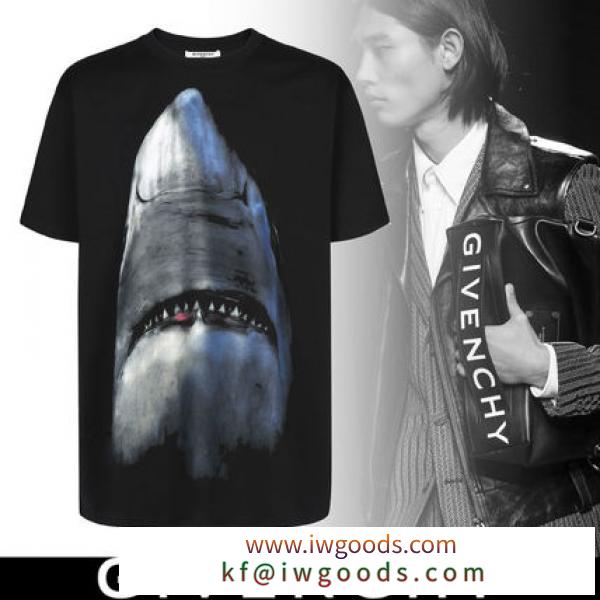 GIVENCHY コピーブランド オーバーサイズ シャークプリント Tシャツ ブラック iwgoods.com:1yrwi5