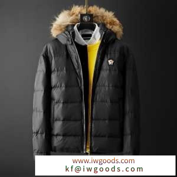 ヴェルサーチVERSACE 旬のおしゃれ見えに メンズ ダウンジャケット 着こなしに素敵なエッセンス3色可選 重くならない冬のブラックコーデ iwgoods.com 1DWXLj