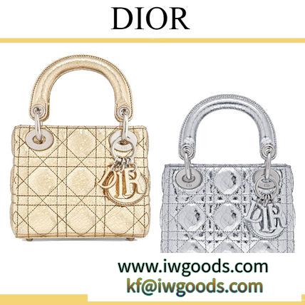 直営店《DIOR 激安スーパーコピー》メタリックディアスキン  NANOバッグ ２色 iwgoods.com:47lvaj-3