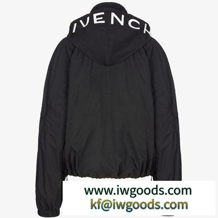 【関税送料込】GIVENCHY ブランド コピー ロゴ入りフード付 ウィンドブレーカー iwgoods.com:m288vh-3