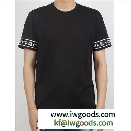 関税込み GIVENCHY ブランドコピー通販(ジバンシィ) アームロゴバンド Tシャツ BLACK iwgoods.com:al9e50-3