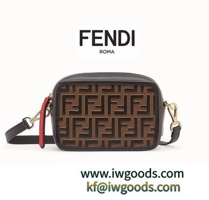 FENDI スーパーコピー ミニ カメラケース iwgoods.com:ljp3z3-3