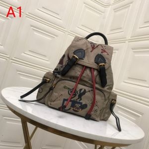 新作赤字超特価安い　バーバリー 激安 新品Burberry スーパーコピーリュックサック　長年人気を集める新作　高品質で大好評 iwgoods.com eeGbGj-3