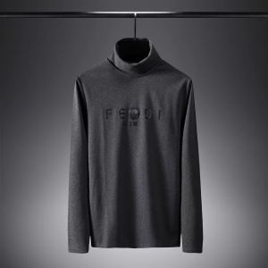今から取り入れられるトレンド 気になる2022年秋のファッション フェンディ FENDI 長袖Tシャツ iwgoods.com a45Tbq-3