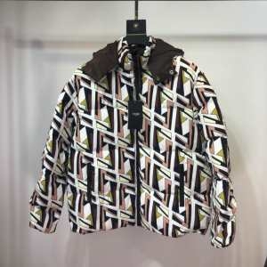 2色可選 FENDI 今年の冬のトレンドデザイン  ダウンジャケット 流行り廃りのないデザイン メンズ  フェンディ 美しいスタイルに仕上げたい iwgoods.com q8b8ja-3