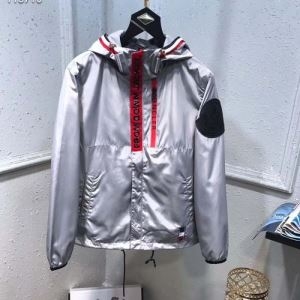 3色可選  2020秋冬の新作モンクレール MONCLER ブルゾン プチプラに見えない最旬スタイル iwgoods.com K11P5z-3