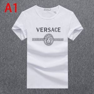 3色可選 ヴェルサーチコーデのアクセントになる  VERSACE コーデをぱっと明るく軽やかに 半袖Tシャツ iwgoods.com meqOvq-3