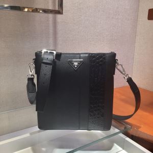 ショルダーバッグ おしゃれに大人の必見  プラダ 20SS☆送料込  PRADA 驚きのプライス iwgoods.com 1Xjy8z-3