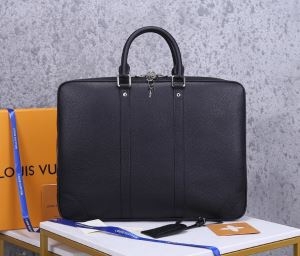 2020年春限定Louis Vuittonブリーフケース M33412 PDV PMヴィトン コピー 販売 ビジネスバッグ 使い勝手人気商品 iwgoods.com WvGzyq-3
