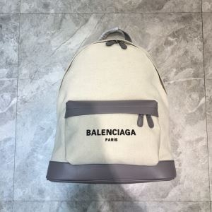 洗練デザイン性が魅力 BALENCIAGA バックパック レディース バレンシアガ コピー 大容量 ロゴ カジュアル 最低価格 iwgoods.com TnSzGn-3