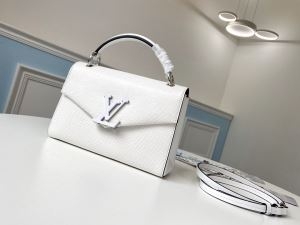 Louis Vuitton マイロックミー BBショルダーバッグ レディース ヴィトン スーパーコピー 肩掛け 人気 日常 通勤バッグ ホワイト