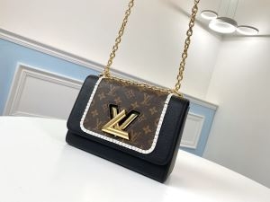 ショルダーバッグ ルイヴィトン 人気 個性的デザインで好評 Louis Vuitton レディース コピー 安い レザー ストリート M44837 iwgoods.com e0P5bC-3