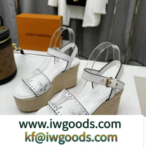 人気新品❤️ルイヴィトンサンダルコピーLouis Vuitton コレクションレディース靴履き心地抜群 iwgoods.com fGXfSz-3
