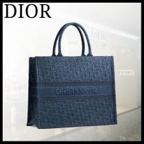 ◆DIOR 偽ブランド◆エンブロイダリーキャンバス “DIOR 偽ブランド BOOK TOTE” バッグ iwgoods.com:uaclix