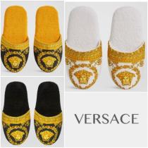 【VERSACE ブランドコピー商品】バロック調メデューサヘッドバスパントレット☆3色 iwgoods.com:r836dp