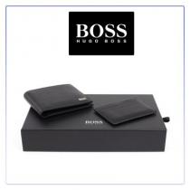 Hugo BOSS ブランドコピー通販(ヒューゴボス 激安スーパーコピー)★財布＆カード入れ★ギフトボックス付 iwgoods.com:dpt549