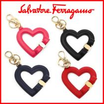 ★Salvatore FERRAGAMO コピー品★セレブが愛す キーホルダー 4色♪ iwgoods.com:v5r6ue