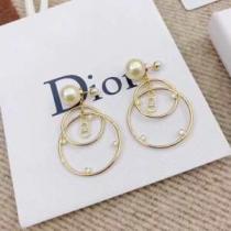 DIOR ディオール ピアス 激安 華奢でフェミニンな雰囲気に 限定品 レディース コピー ゴールド パール ブランド デイリー 最低価格 iwgoods.com a8T1vC