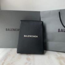 バレンシアガ ショルダーバッグ サイズ 高級感を与えてくれるアイテム メンズ BALENCIAGA コピー 多色可選 ストリート 最安値 iwgoods.com 8LbmSr