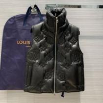 今年秋冬季節にヒットの予感　ルイ ヴィトン LOUIS VUITTON　手の届きやすい価格帯 トップス　店舗で人気満点2020秋冬新作 iwgoods.com 05v4Lb