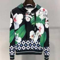 2020秋冬の最旬コーデ術 ドルチェ＆ガッバーナ Dolce&Gabbana パーカー 季節感のあるコーデを完成 iwgoods.com PL9LTz