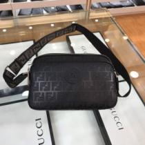 最先端のスタイル フェンディ FENDI 注目度が上昇中 ミニバッグ 2020SS人気 iwgoods.com 595P9j