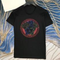 愛らしい春の新作 3色可選 ヴェルサーチ VERSACE 2020話題の商品 半袖Tシャツ 安心の実績 iwgoods.com ySXTvy