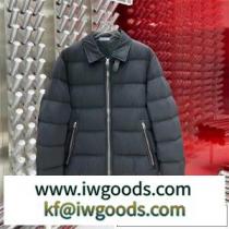 非常に優れた防寒着 MONCLER モンクレールコピー メンズ ダウンジャケット 2色展開 薄く軽量化された 保温性 iwgoods.com bq4DWb