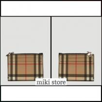 【BURBERRY ブランドコピー通販】ヴィンテージチェックジップカードホルダー inベー iwgoods.com:bhr2bh