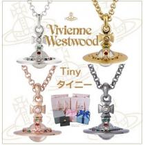 新作★Vivienne WESTWOOD ブランド コピー クリア3Dオーブロゴネッ...