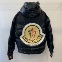 MONCLER 堂々の1位はギフトも大人気の秋冬新作   モンクレール 冬の定番、今...