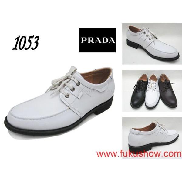 PRADA 2021秋冬新作