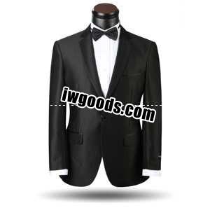 スゴイ人気スーツ  ARMANI アルマーニ 人気通販 独特の雰囲気が出ているダブルスーツ www.iwgoods.com