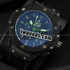 自動巻き 6針クロノグラフ Hublotウブロ メンズ腕時計 日付表示 サファイヤクリスタル風防 ラバー ブラック www.iwgoods.com