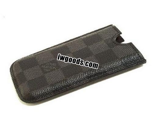 Louis Vuittonルイヴィトン ダミエグラフィットIPADケース、スムーズに収まる www.iwgoods.com