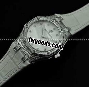知名度が高いAUDEMS PIGUT オーデマ ピゲコピー 精度と高い信頼性を持つ腕時計 . www.iwgoods.com