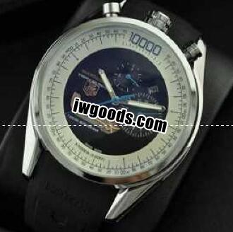 実用性も抜群タグホイヤー腕時計メンズ　TAG HEUER　 5針クロノグラフ　 43.55mm　飽きのこないメンズモデル www.iwgoods.com