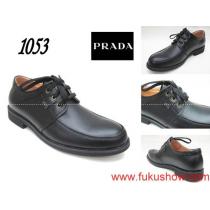 PRADA 2021秋冬新作