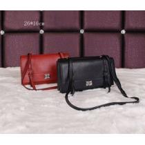 2021秋冬 PRADA プラダ 値下げ！女性のお客様 ショルダーバッグ　斜め掛け BN2768