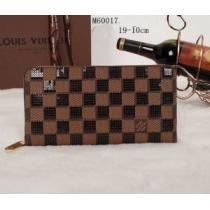 超レア 2021春夏 LOUIS VUITTON 年ルイヴィトン厳選アイテム  女性のお客様財布 M60017