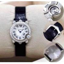 贈り物 カルティエ　CARTIER ダイヤベゼル 3針クロノグラフ クオーツ?ムーブメント 女性用腕時計 多色