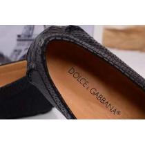 春夏シーズンにかなり愛用する Dolce&Gabbana ドルチェ＆ガッバーナ カジュアル靴 メンズ 履き心地抜群