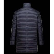 上質感のある　 2021秋冬 moncler モンクレール リファインされた　ダウンジャケット ロング 