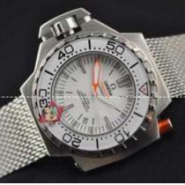 高級感を感じされるOMEGAオメガ コピー　 耐磁性を装備する腕時計.
