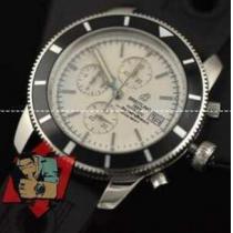 ラバーをモールド成型したブライトリング 腕時計 Breitling スーパーオーシャ...