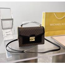 マイケルコース斜め掛けバッグコピー ブランド 販売柔らかい雰囲気にまとめて今年らしく魅力的アップ 2wayバッグ